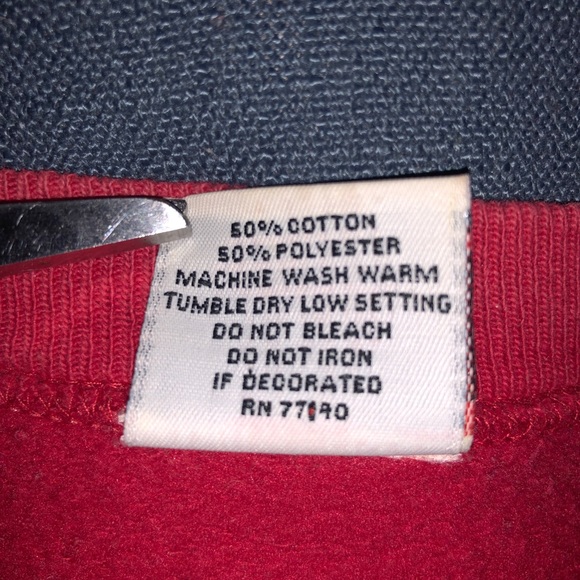 90s Red Crew Neck Wisconsin Badgers sweatshirt - Picture 5 of 5